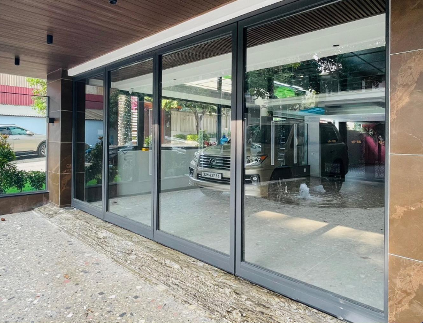 Lắp đặt cửa tự động gia đình