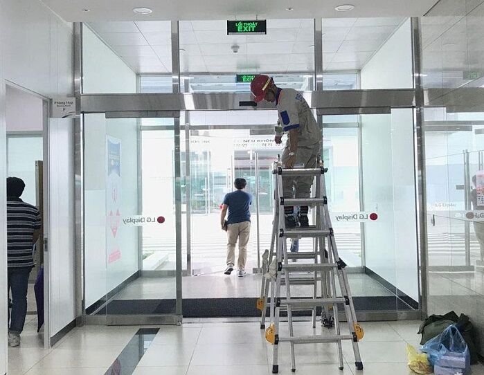 Mắt thần cảm biến cửa tự động