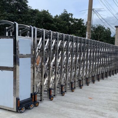 Cửa cổng xếp inox